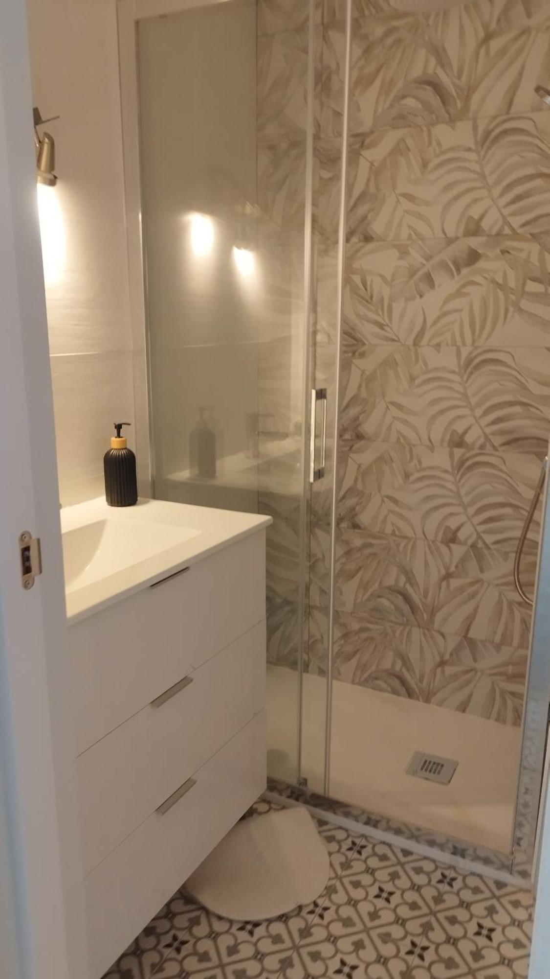 סביליה Apartamento Reformado Parking Gratis מראה חיצוני תמונה